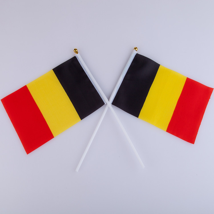 N.° 7 y n.° 8 Copa Mundial de Qatar 2022 32 equipos ondeando banderas a mano, banderas de todos los países, artículos de animación.