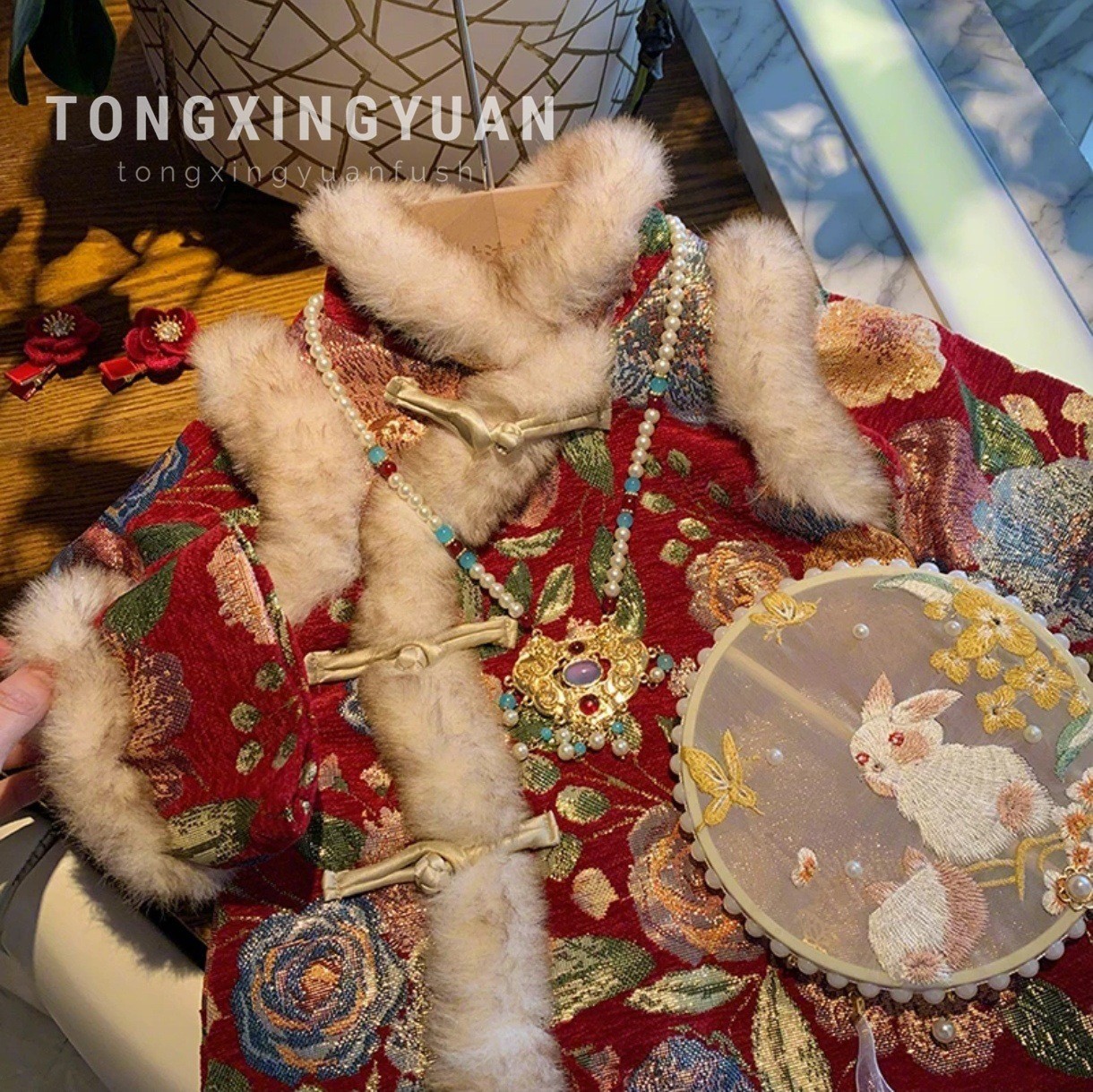 Child Xingyuan Girl Traje Tang Chica Chaqueta acolchada Chaqueta de invierno Nuevo estilo occidental Ropa de algodón de estilo chino para niños Ropa de algodón Hanfu