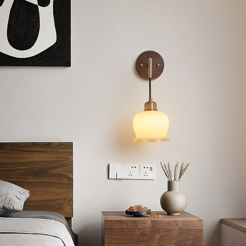 Lámpara de pared del dormitorio moderna china retro sala de estar de fondo lámparas de madera de nuez estilo japonés silencioso viento cama lámpara de cabina