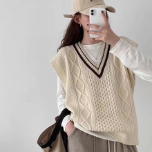 复古v领针织马甲女春秋外搭学院风宽松外穿叠穿秋冬麻花毛衣背心