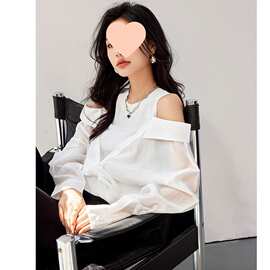 法式时尚百搭设计感露肩拼接衬衫女2026春秋季新款甜美文艺上衣潮