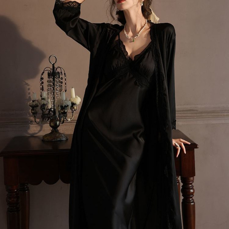 블랙(슬립 스커트+나이트가운)+가슴 패드 125.9kg종 세트