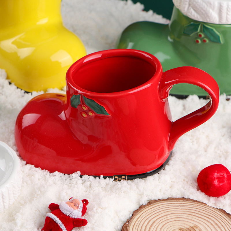 Botas creativas de modelado de la Taza de regalo de Navidad Taza de cerámica taza de dibujos animados 3D taza de café de la fábrica al por mayor taza de porcelana