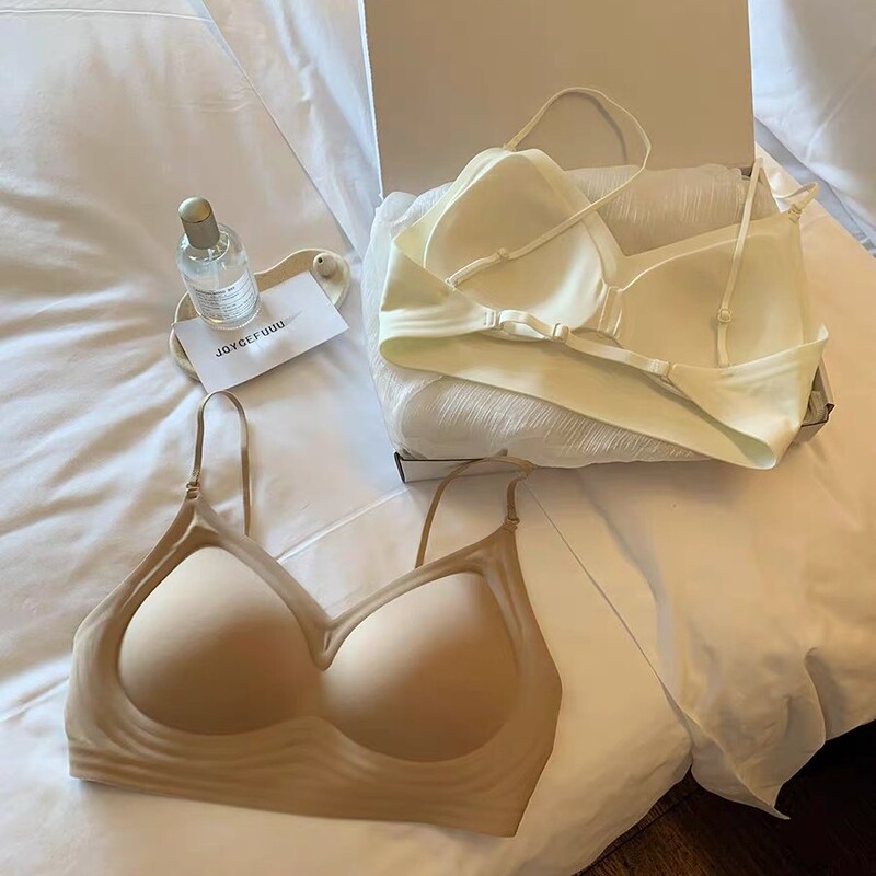 Original Large U-shaped Beautiful Back Underwear Women's Small Chest Gathering Large Invisible Backless Traceless Exterior Expansion Cartoon One-piece Original Large U-shaped Beautiful Back Underwear Women's Small Chest Gathering Large Invisible Backless Traceless Exterior Expansion Cartoon One-piece