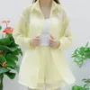 Жёлтый