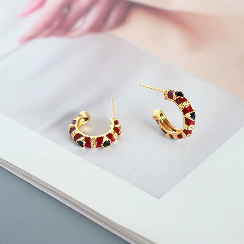 Демисезонные красные модные серьги, стиль light-luxury, assorted designs, лёгкая 3×3 см