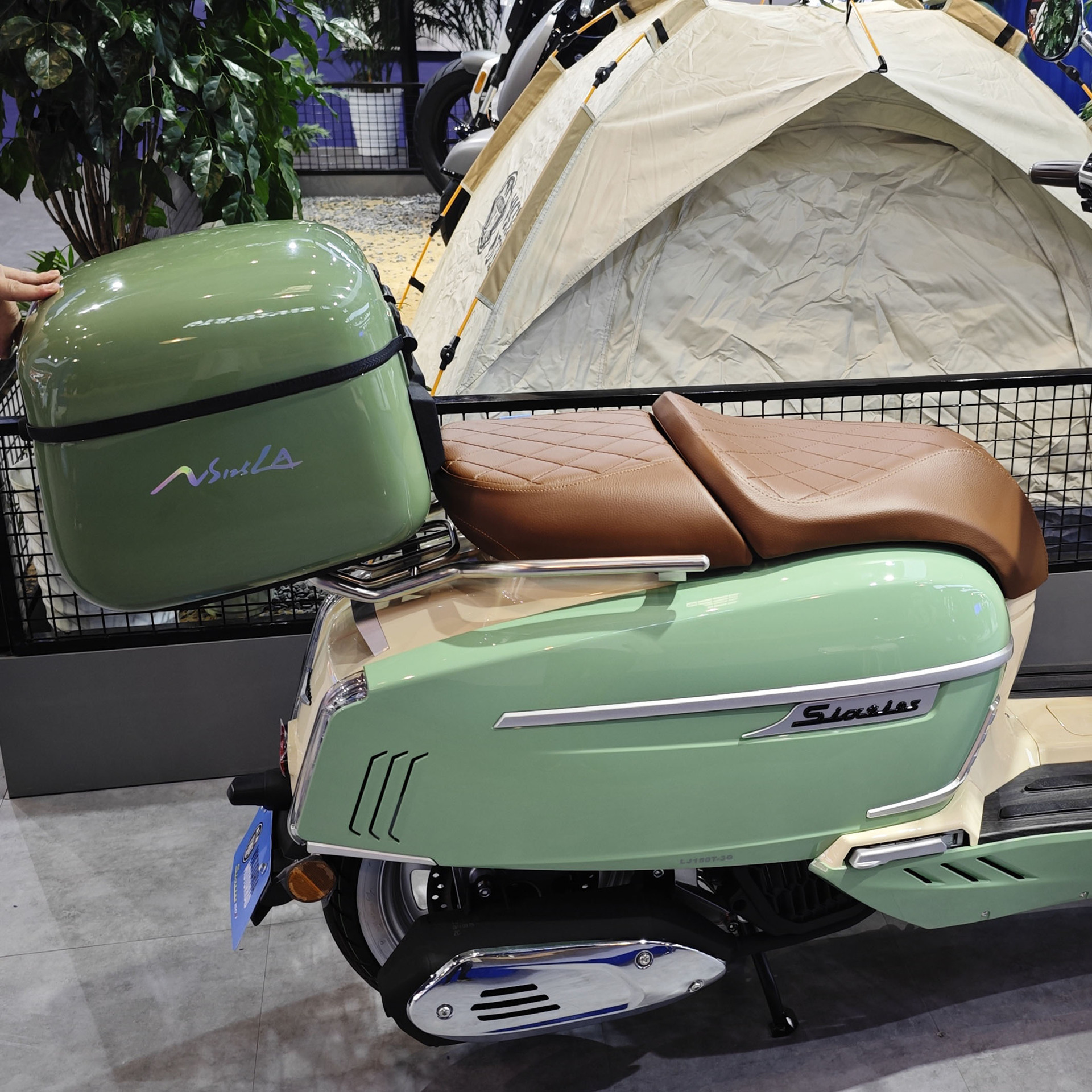 New Product Recommendation: Scooter Storage Box, Tool Box, Universal Electric Vehicle Trunk, Large Capacity Storage Box