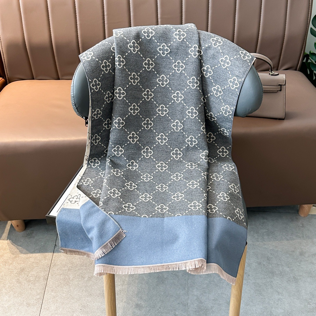 트렌디한 브랜드 - 그레이