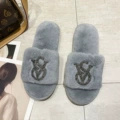 Gray [one word VVS]]