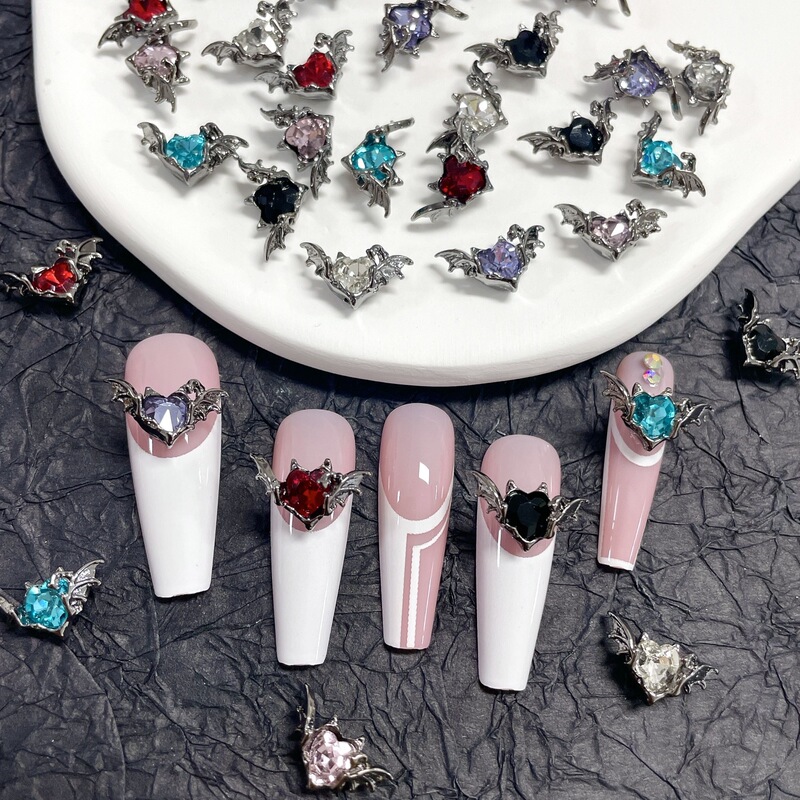 Cross-border hot selling bat love wings nail jewelry wholesale Halloween cool dark style nail accessories