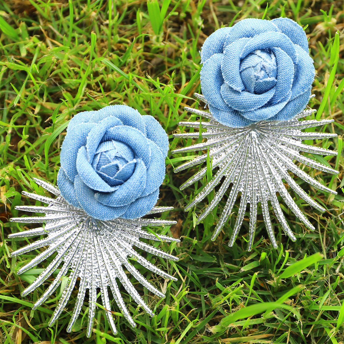 Elegante Flor Labor De Retazos Sin Incrustaciones Pendientes display picture 5