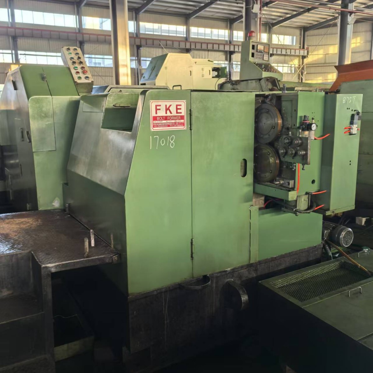 17018台湾福光10B4SL四模四冲螺栓冷镦机主滑台行程140后托行程10