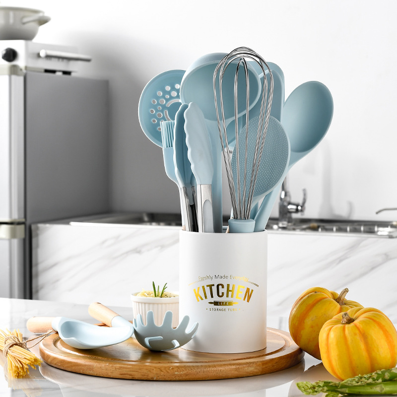 Silicone kitchenware