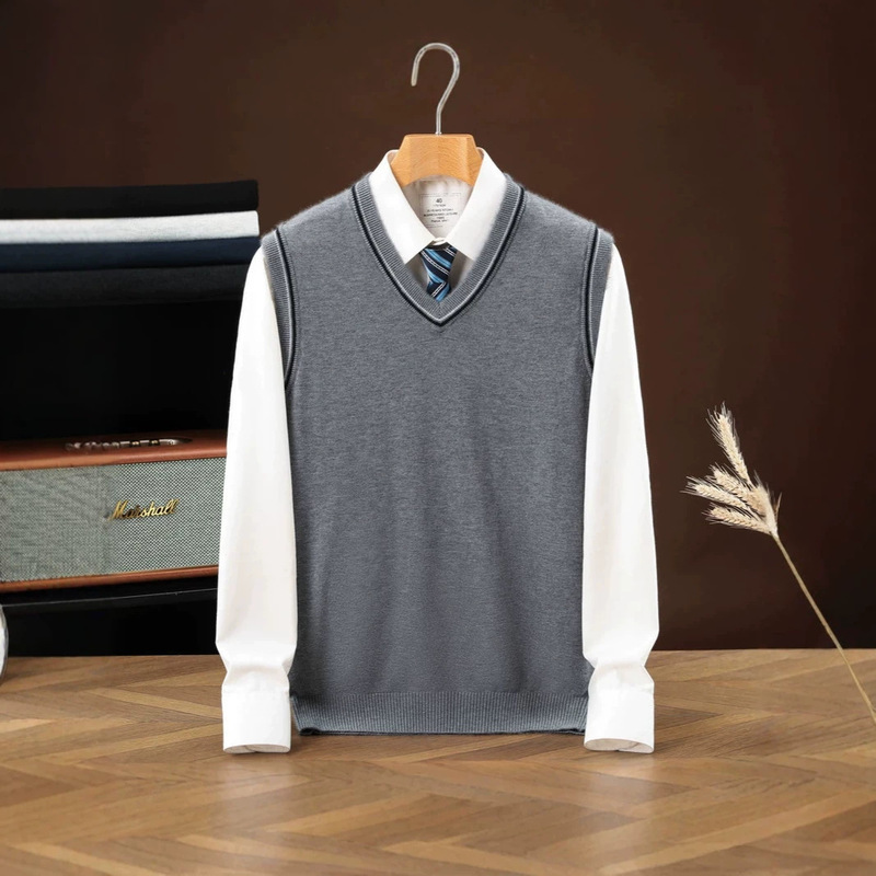 Men's vest 2026 autumn and winter knitted solid color outerwear vest, fashionable casual men's knitted sweater pullover base layer Men's vest 2026 autumn and winter knitted solid color outerwear vest, fashionable casual men's knitted sweater pullover base layer