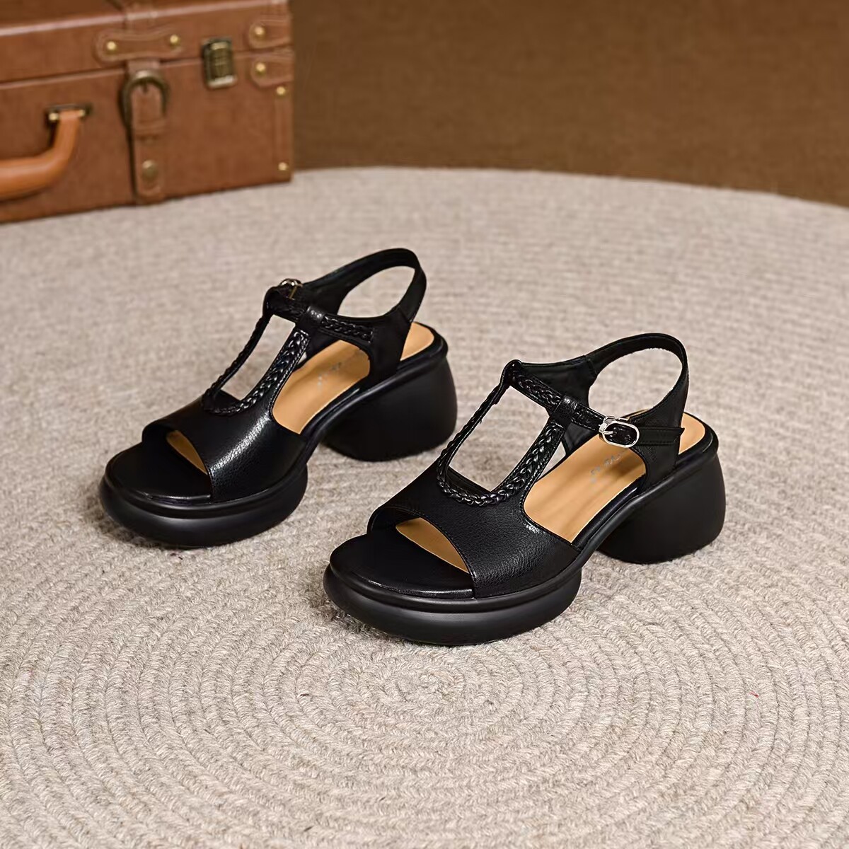 Sandal nữ da thật đế dày gót thô hở mũi chống trượt — màu be chi tiết 8