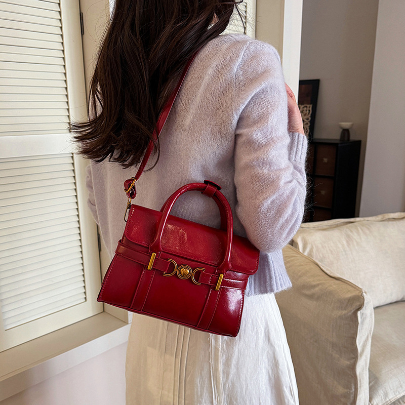 Korean Style Elegant Niche Evening Bag For Women 2026 New Minimalist Handbag Small Square Bag Commuter Shoulder Bag - Thumbnail 3