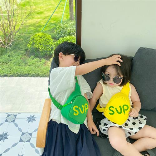 Korean version children's crossbody bag 2024 fashionable casual printed backpack small nylon sports backpack baby small shoulder bag
