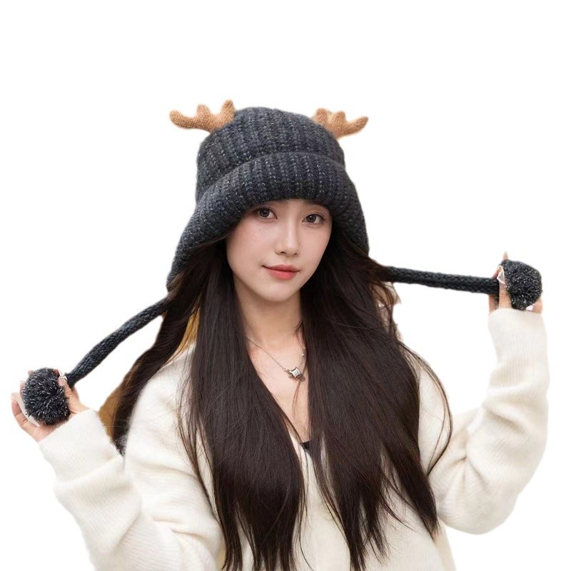 Sombrero de punto de cuerno de ciervo de Navidad, sombrero de lana caliente para mujeres otoño y invierno, gorra de orejas rojas encantadora y veludo para mostrar la cara pequeña