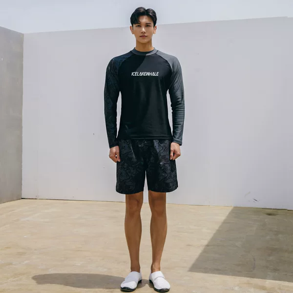 One-Piece Men's Diving Suit with Sun Protection, Long-Sleeve Beach Shorts, Quick-Dry Snorkeling Surfing Men's Plus-Size Swimwear