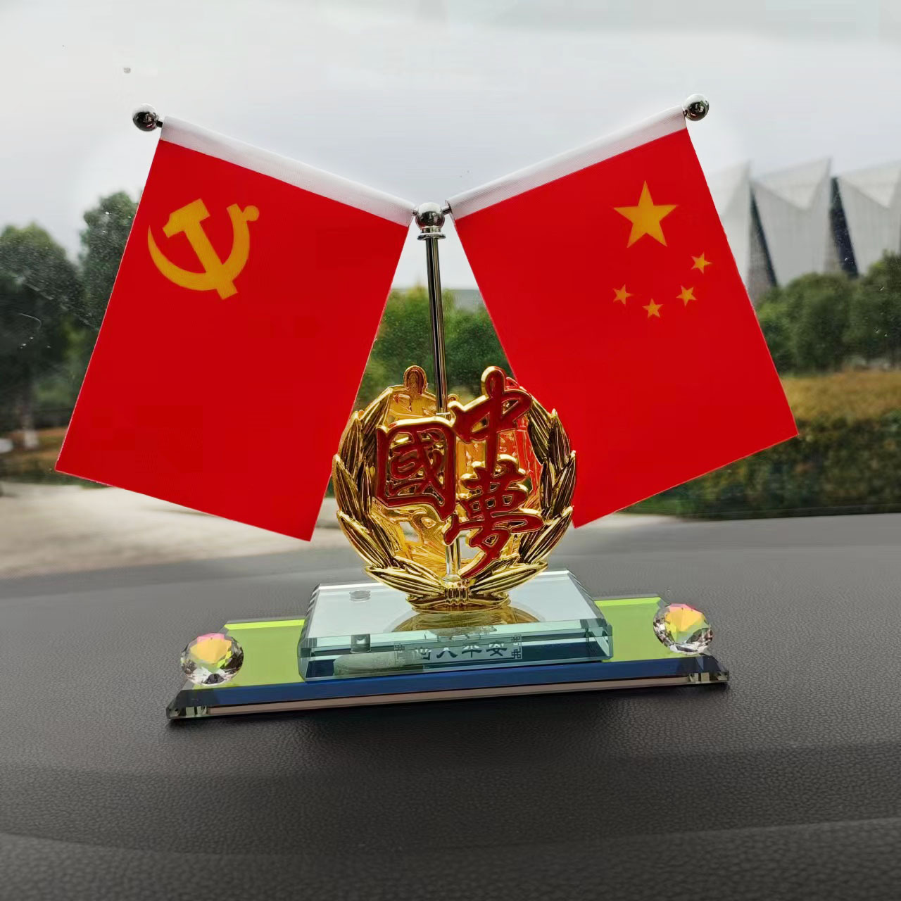 Car-Mounted Little Red Flag Crystal Car Ornament Double-Sided Five-Star Red Flag Dashboard Perfume Interior Decoration Supplies Collection
