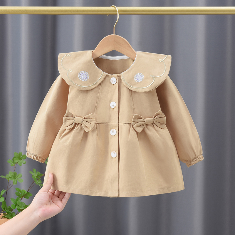 Autumn girls' coat 2024 new children's little girl doll collar cardigan top baby long sleeve trench coat