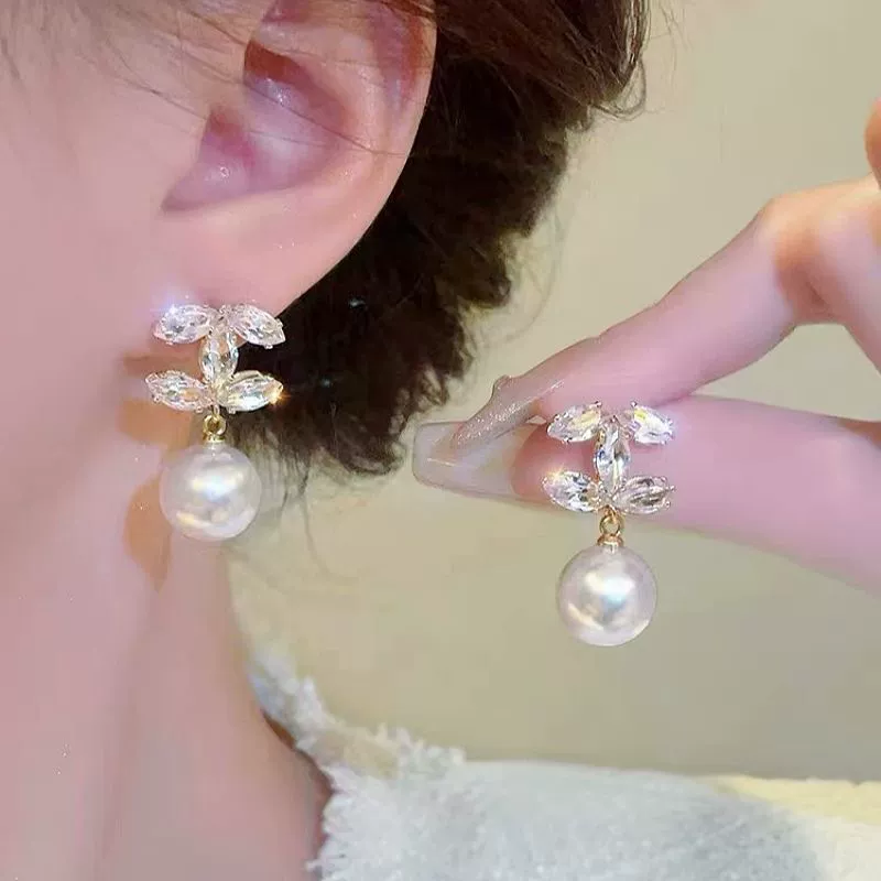 Серьги из жемчуга, стиль Chanel, стиль легкой роскоши, стиль высокого качества