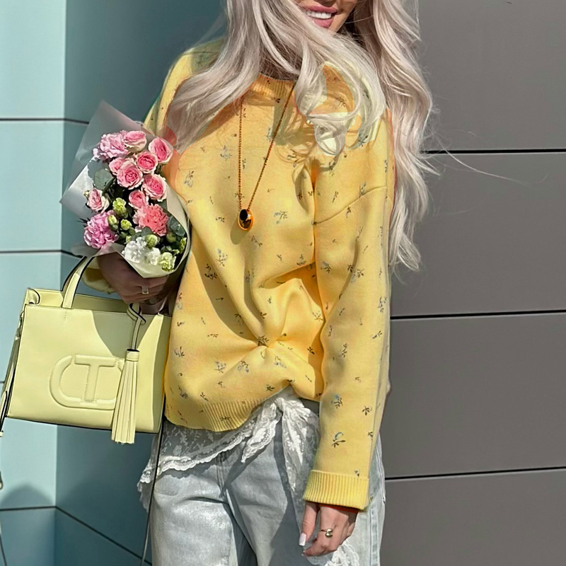 Early Autumn Gentle Style Floral Round Neck Sweater Loose Hooded Small Fresh Versatile Top Niche New Sweet Women's Clothing