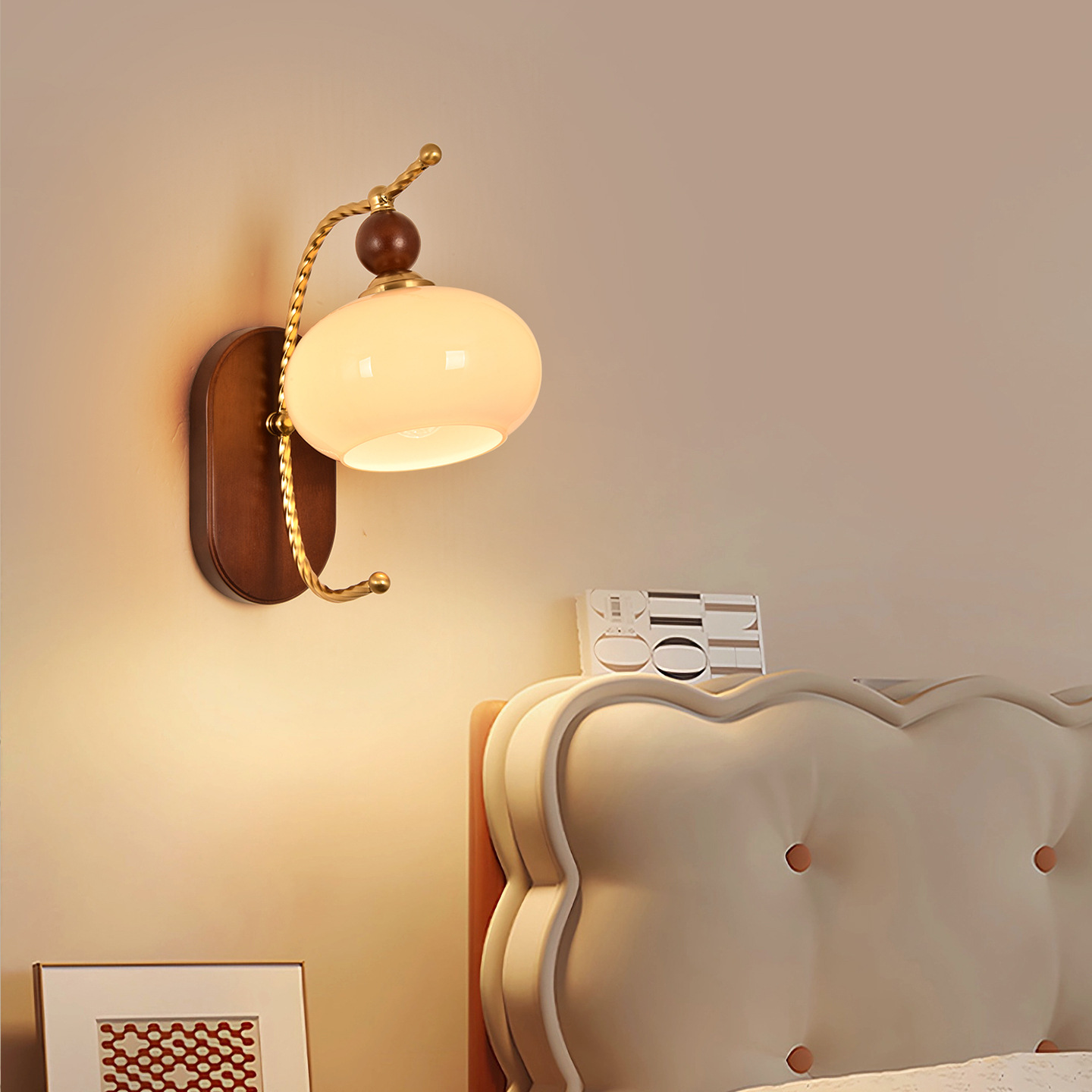 lámpara de pared de viento medieval lámpara de pared de cama lámpara de pared de madera maciza retro americana lámpara de pasillo de fondo lámpara de pared de sala de estar lámpara de luz Zhongshan L271