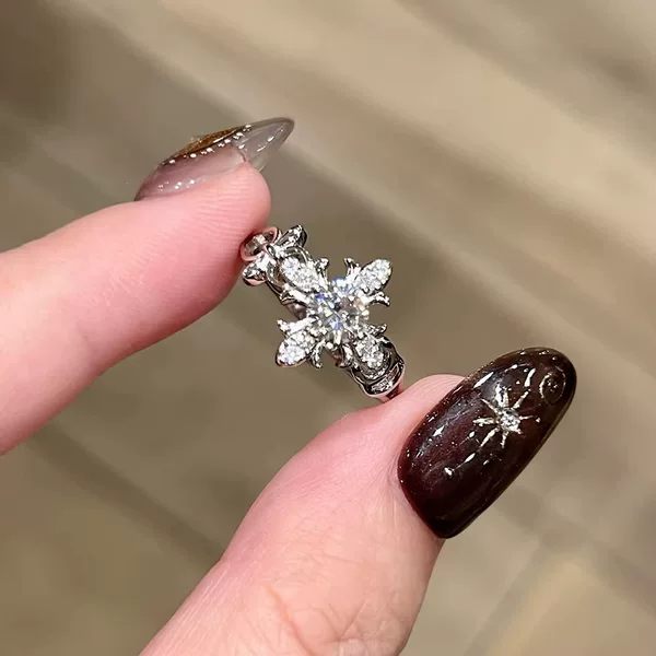 Snowflake Zircon Ring for Women, Light Luxury Niche Design, Adjustable Index Finger Ring with a High-End Feel