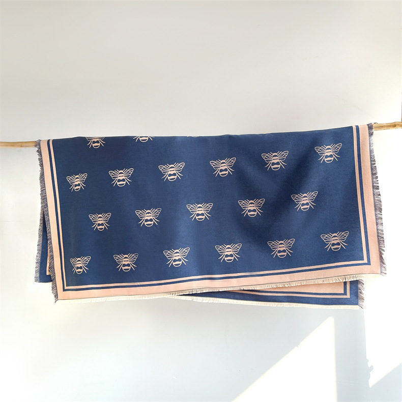 Herbst und winter neue temperament biene großen quadratischen schal urlaub stil kaschmir warmen schal schal_voghion.com