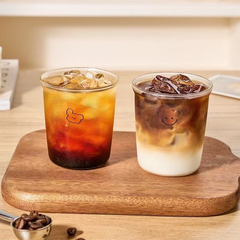 Iced American Latte Coffee Cup, Commercial Milk Tea Juice Drink Cup, Household High-Looking Cute Pattern Glass Water Cup
