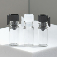 Essential oil atomizer refill with small glass vials, multi-size portable empty bottles for trial use