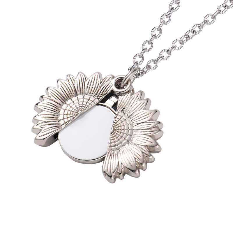 Collar de alas de ángel de transferencia térmica en blanco punto giratorio taladro de sol corazón desplegable accesorios de ropa