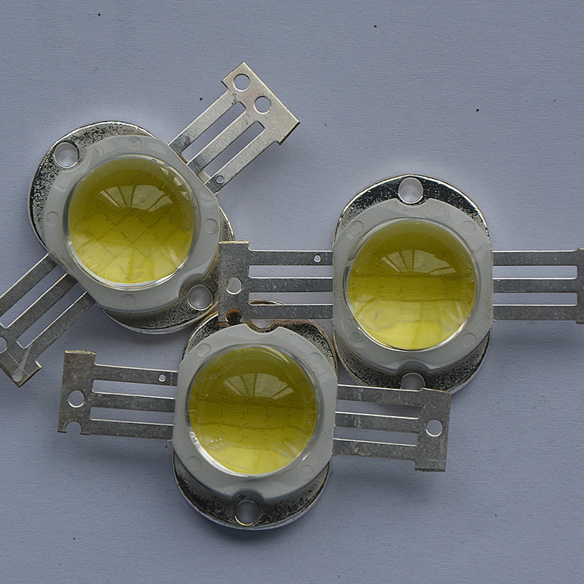 ����10w/20w/30w/50w/���ɹ�Դ led�׹���� 50��cob ͶӰ����