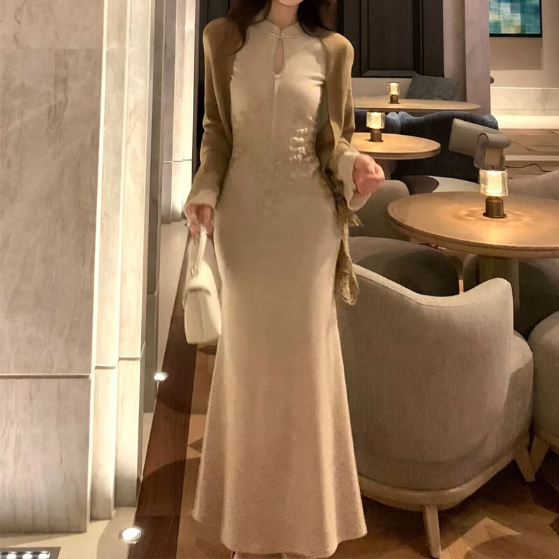杏织云裳新中式时尚气质立领盘口刺绣长裙设计感披肩 2025秋季新|undefined