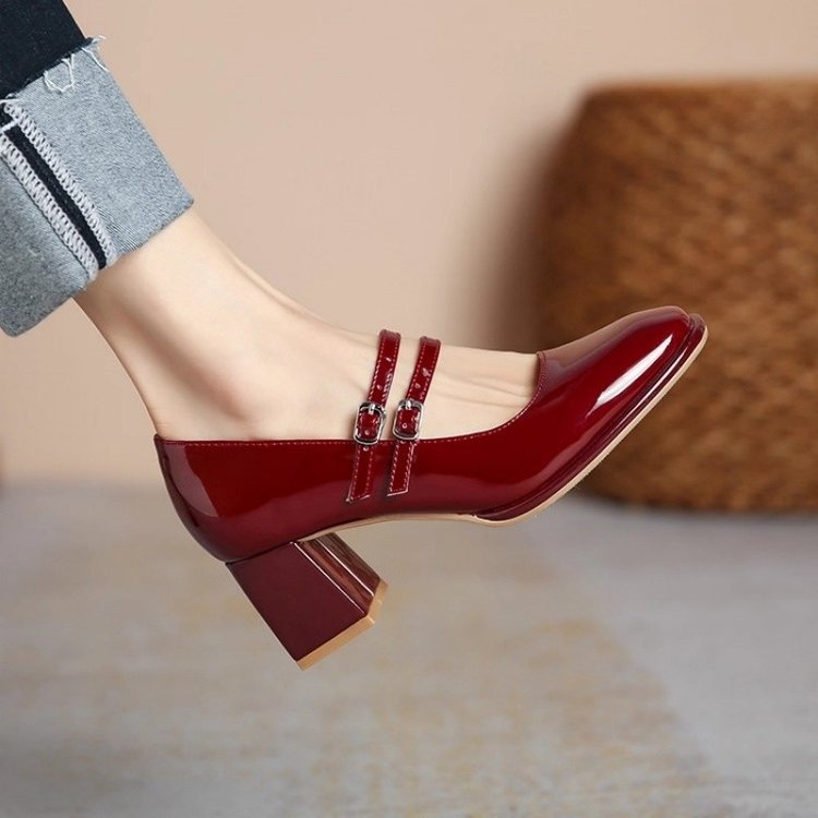 2025 Autumn and Winter New Large Size French Retro High Heels Thick Heel Buckle Shoes Temperament Style Fashion Women's Shoes