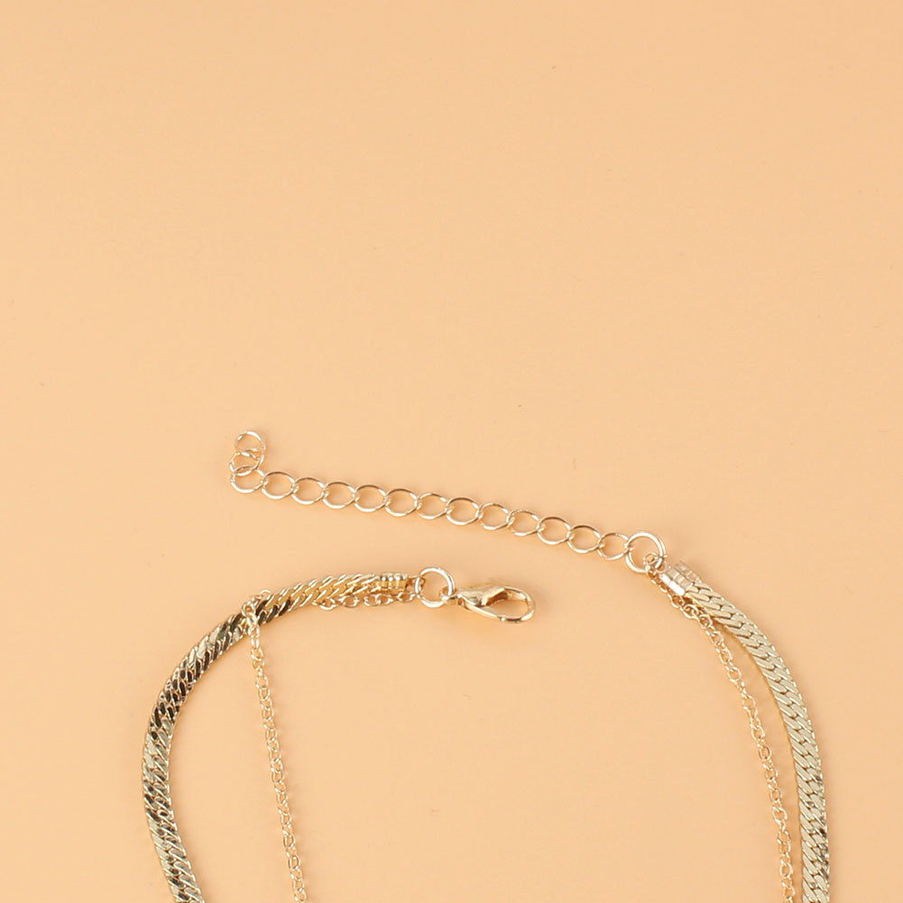 Fashion Snake-shaped Double-layer Alloy Necklace Wholesale display picture 2