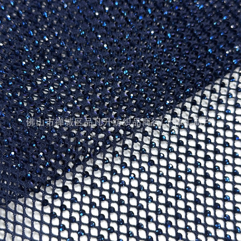 Fabricante nuevo al por mayor Zhongshan 10 hilera de tela de perforación de vidrio austríaco vestido de desfile