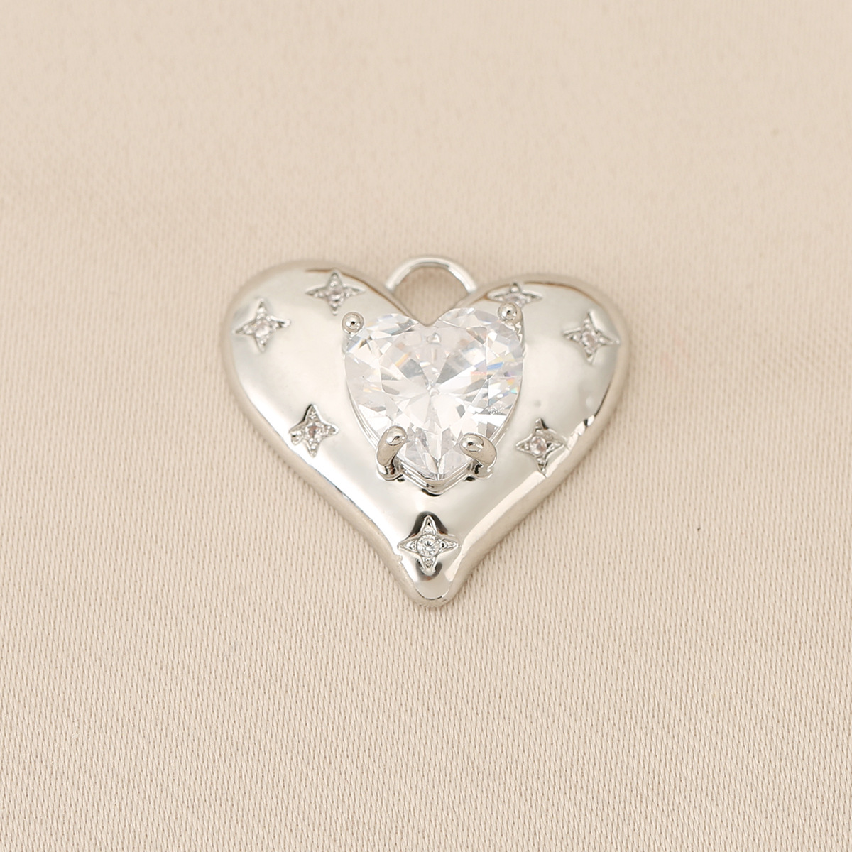 1 Pièce 1.4*1.4CM 2.2*2.2CM Le Cuivre Plaqué Or 18K Or Blanc Plaqué Forme De Cœur Pendentif display picture 6