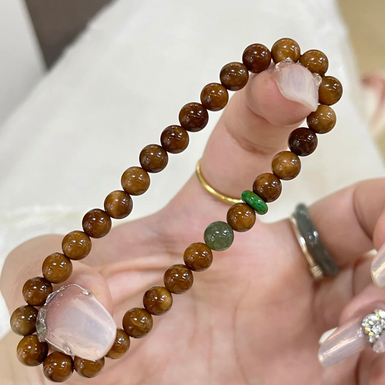 6mm 쿡 휘텐 옥 + 그린 스페이서 싱글 서클 팔찌