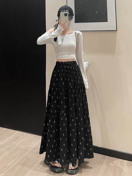 Summer skirt with bow