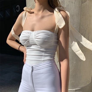 93266���ĕr�к����Y�玧����Ů�b �W���Ըм�ɫ¶����������Ů