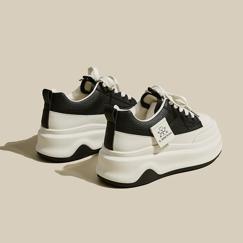 Winter is 2024 Spring New All-match White Shoes Women's Thick Bottom High-height Shoes Fashion Super Fire Sports Casual Shoes