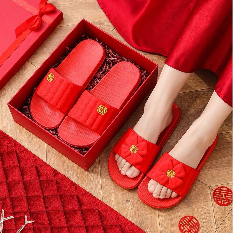 Свадебные красные Тапочки праздничное приданое Свадьба Жених пара невесты лето в помещении дома свадебные тапочки