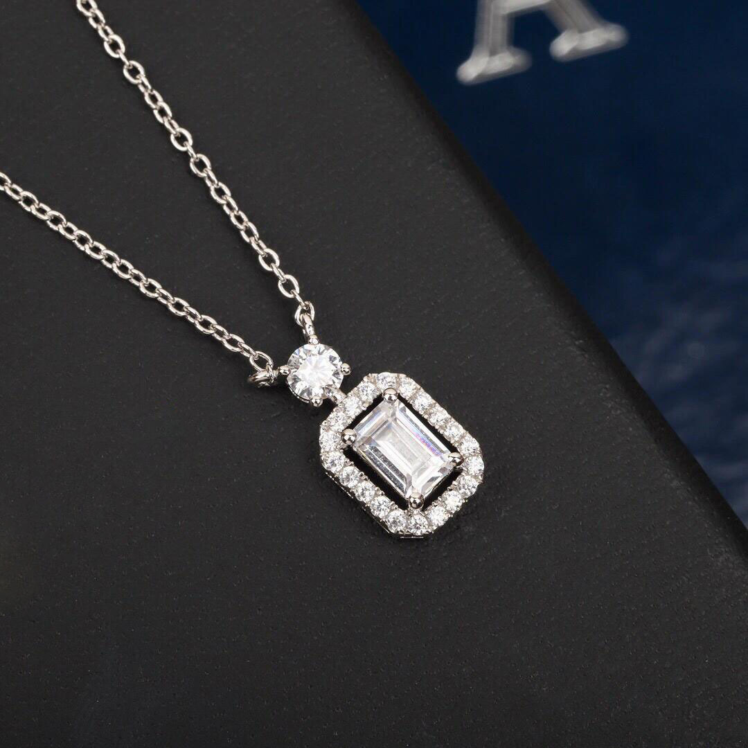 Craf Sugar Cube Necklace For Women High-end Square Diamond Pendant_voghion.com