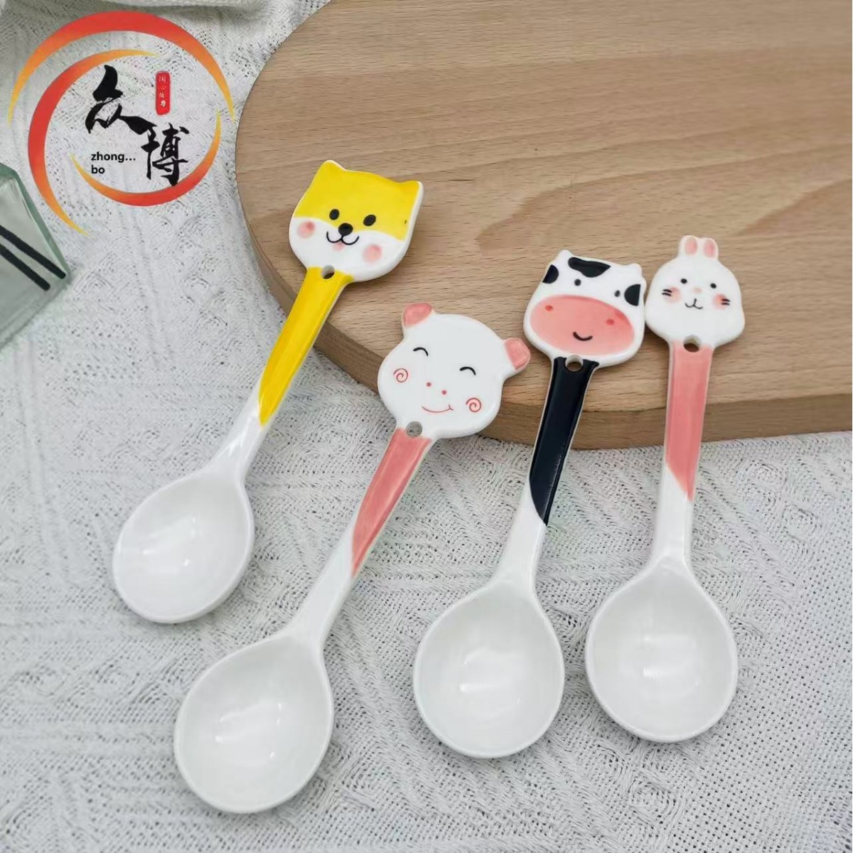 동물 숟가락