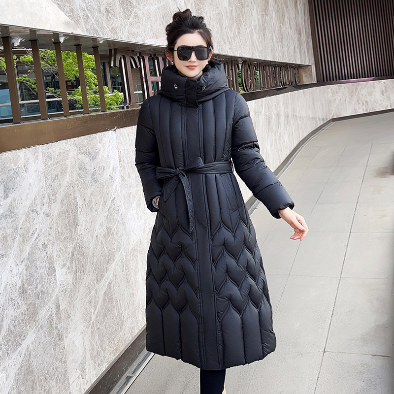 2025 invierno rodilla larga ropa de algodón de mujer delgada ropa de algodón de pluma de aire exterior grande chaqueta de algodón gruesa moda