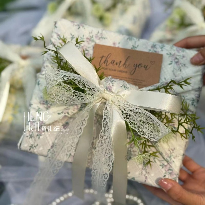 女性ブライズメイドの結婚式のお土産、高級おしぼりギフトボックス、空箱、ネットセレブの実用的なギフトボックス、イベントギフト|undefined