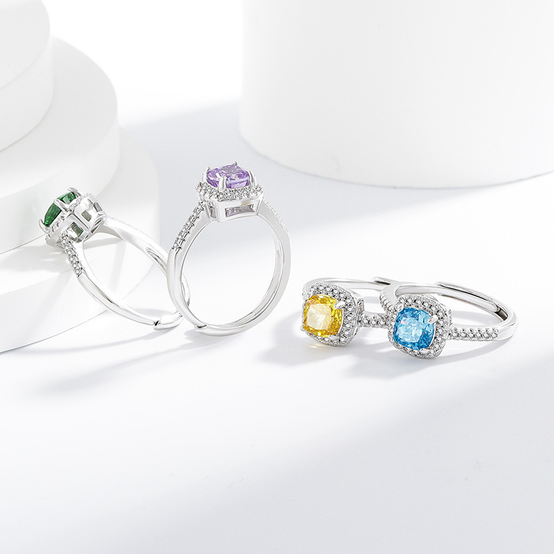 Schmuckset Mit Funkelndem Quadratischem Edelstein Und Ohrringen_voghion.com