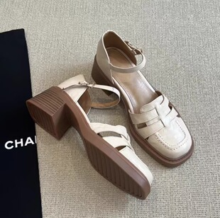 ��ɫ���^��ЬŮ��2026�¿ܛС��Ƥ~��Ƥ�_�R�ָ��߸���ʽ��Ь